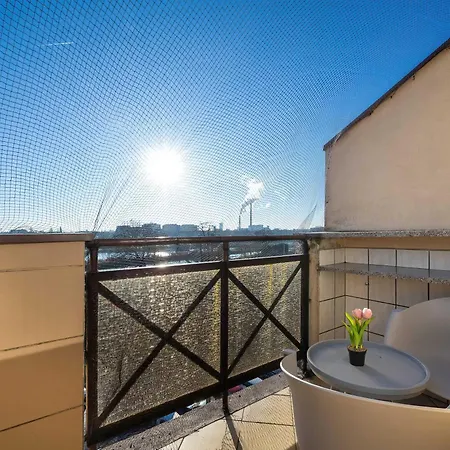 Appartement Bright & Spacious For 6 People With The River View By Reenters