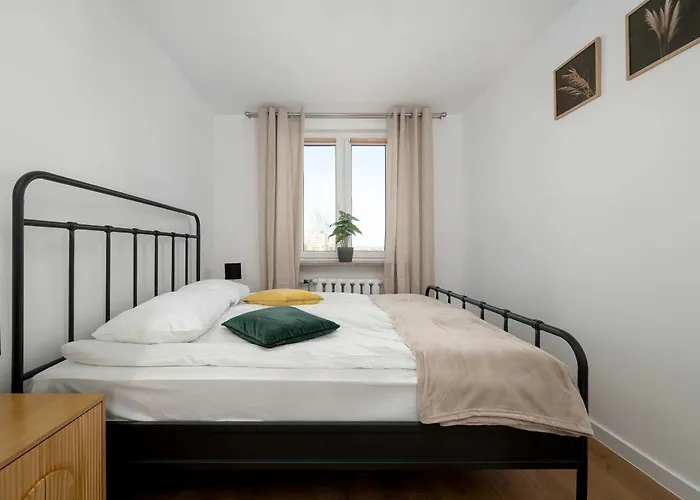 Bright & Spacious For 6 People With The River View By Reenters Appartement *