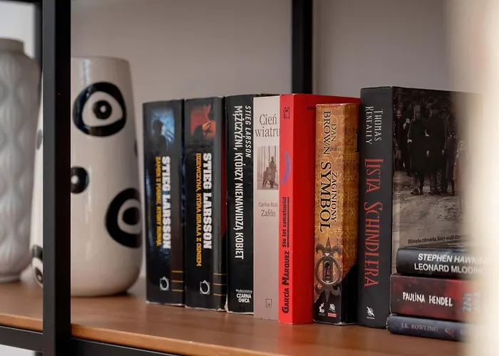 Bright & Spacious For 6 People With The River View By Reenters Appartement