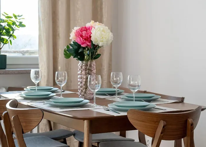 Appartamento Bright & Spacious For 6 People With The River View By Reenters